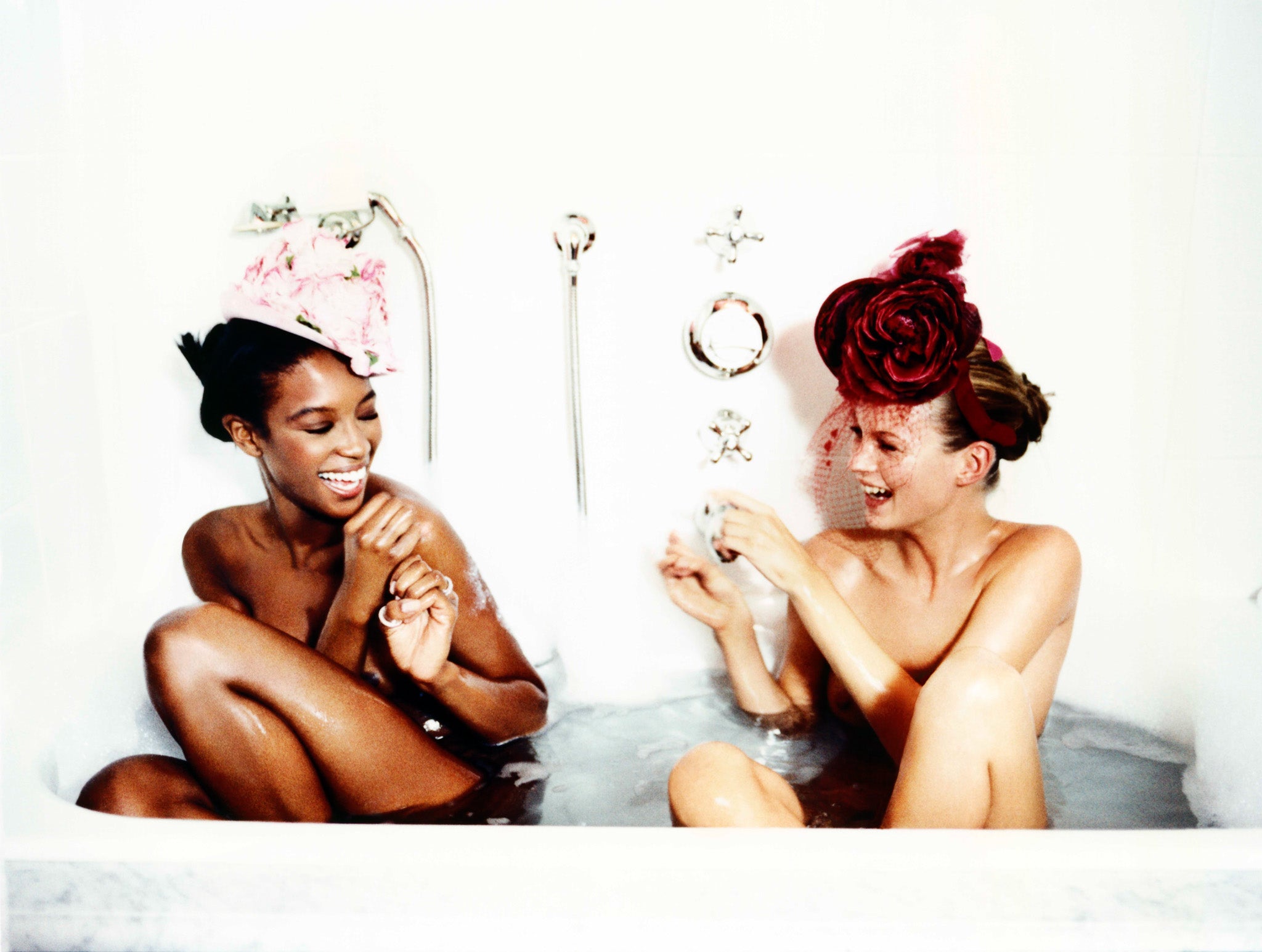 Bathtub (Kate Moss &amp; Naomi Campbell) New York 1996