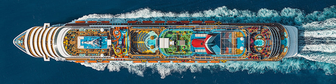 AV  Cruiseship  Panorama