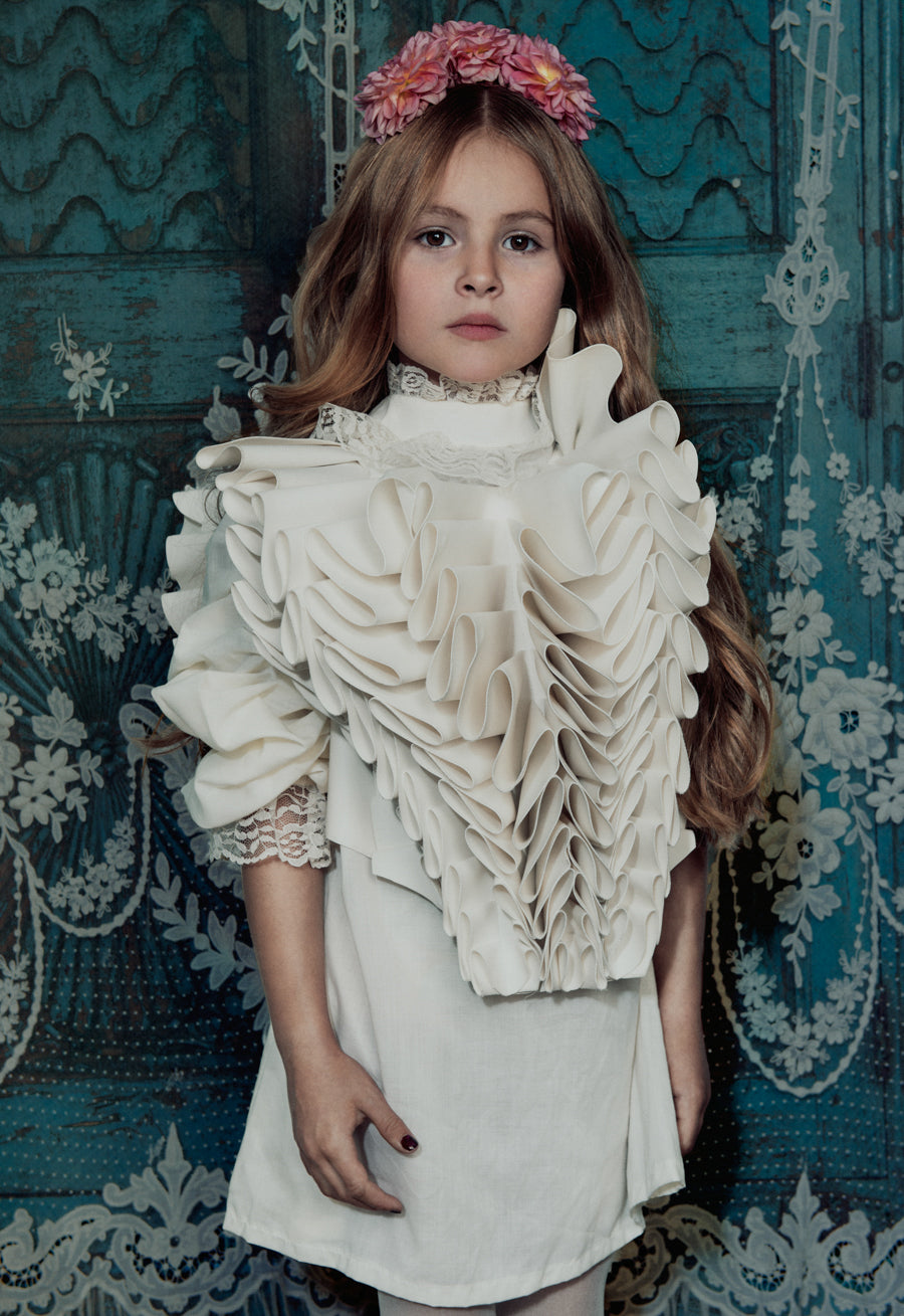 Fairytale - Portrait Flowergirl in White