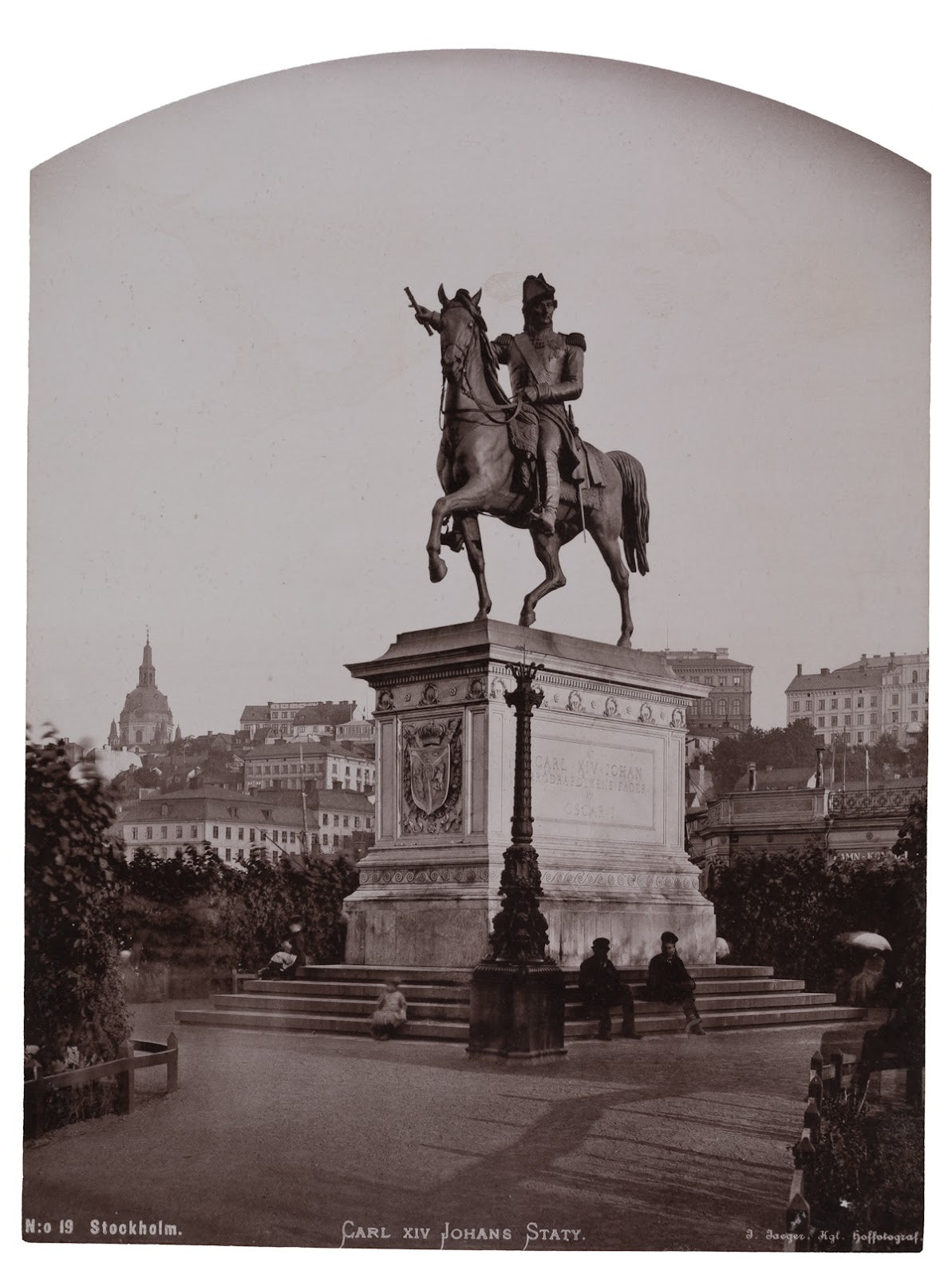 Carl XIV Johans staty, Stockholm, no 19