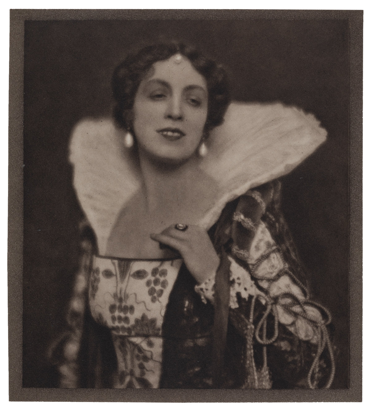 Pauline Brunius, Beatrice